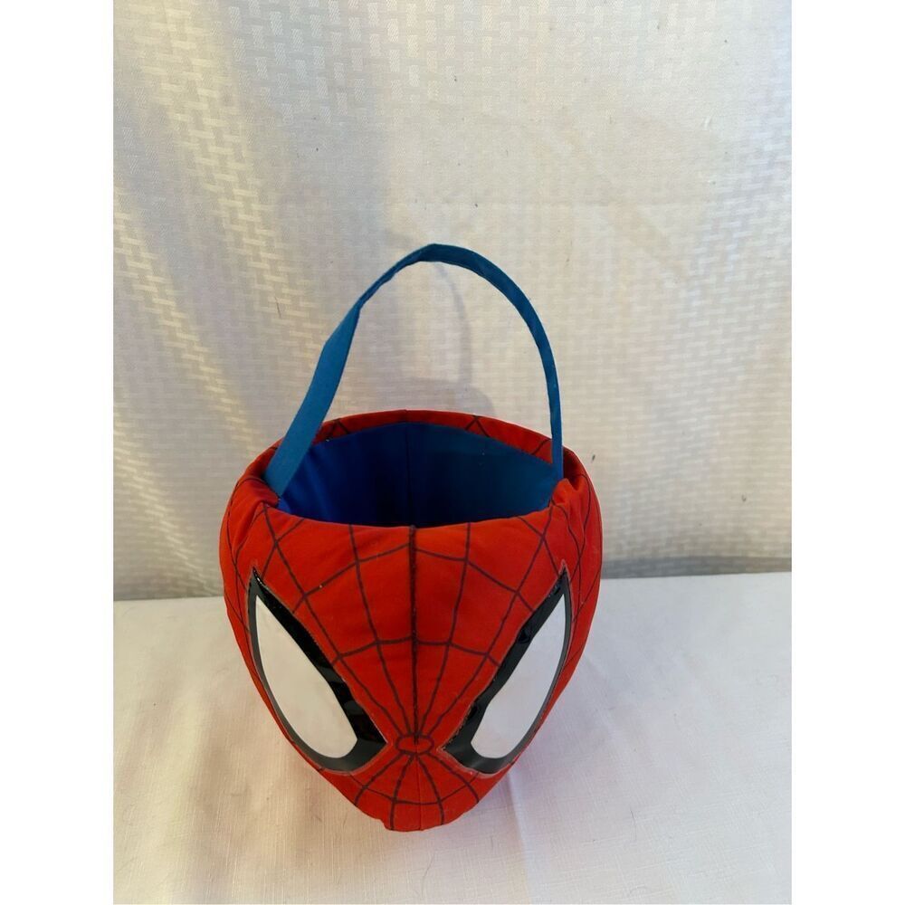 Marvel Spider-Man candy bucket‎ 2014